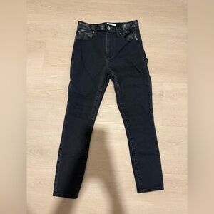 Abercrombie & Fitch Women's Black High Waisted Skinny Jean